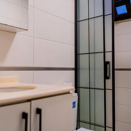 Appartement Air Conditioned - Great Location, 2min To Bazaar And Çanakkale