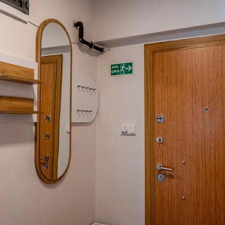 Appartement Air Conditioned - Great Location, 2min To Bazaar And *