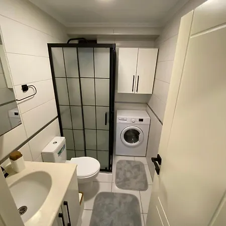 Air Conditioned - Great Location, 2min To Bazaar And Lägenhet