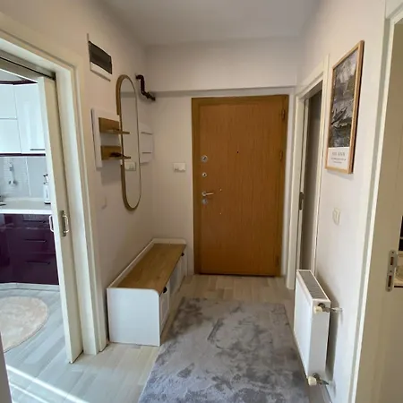Air Conditioned - Great Location, 2min To Bazaar And Lägenhet *