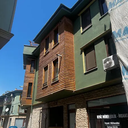 Air Conditioned - Great Location, 2min To Bazaar And *